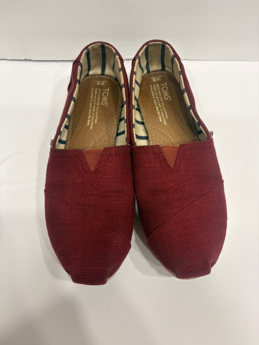TOMS Women's Slip-On in Burgundy Red Canvaa size 8W